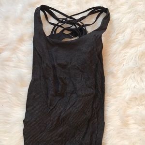 Lululemon top